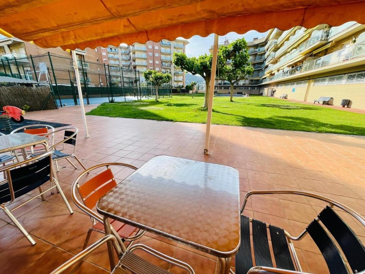 Reconnectar Malgrat De Mar Colom I公寓 外观 照片
